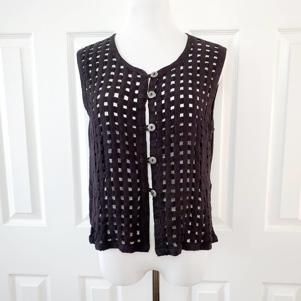 24 Karat Vintage Open Lattice Weave Vest